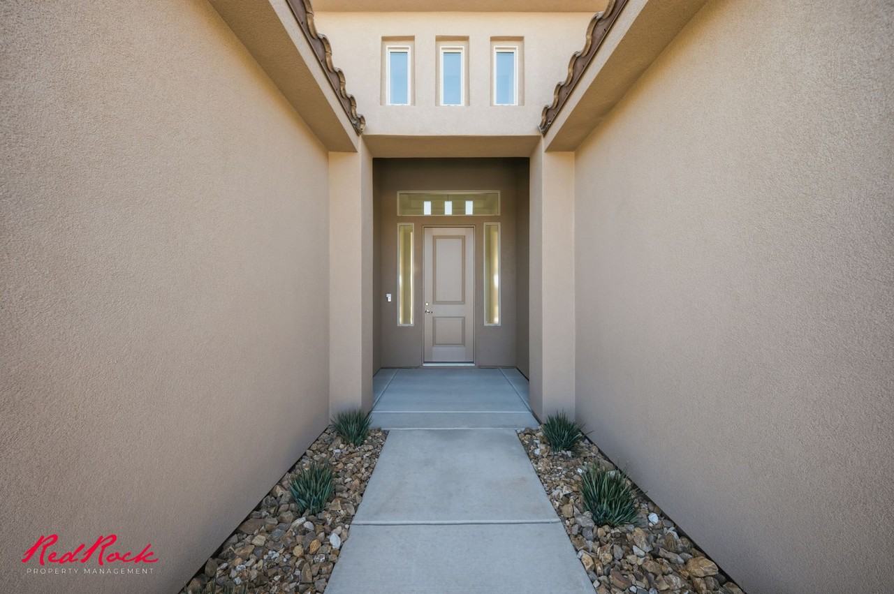 495 S Martignano Way - Photo 7 of 40