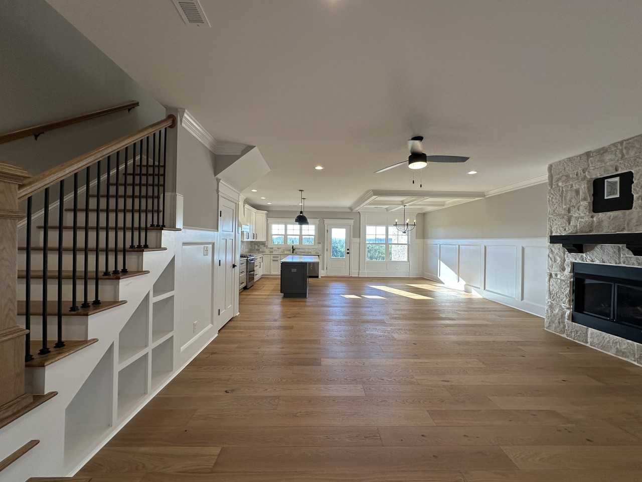 1112 N Westyn Loop #1 - Photo 4 of 35