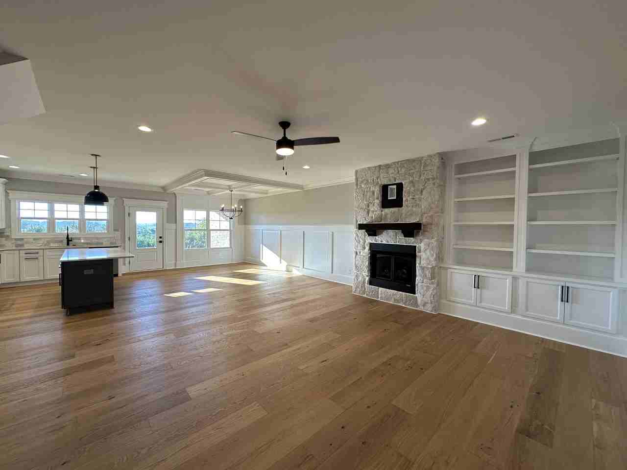 1112 N Westyn Loop #1 - Photo 5 of 35