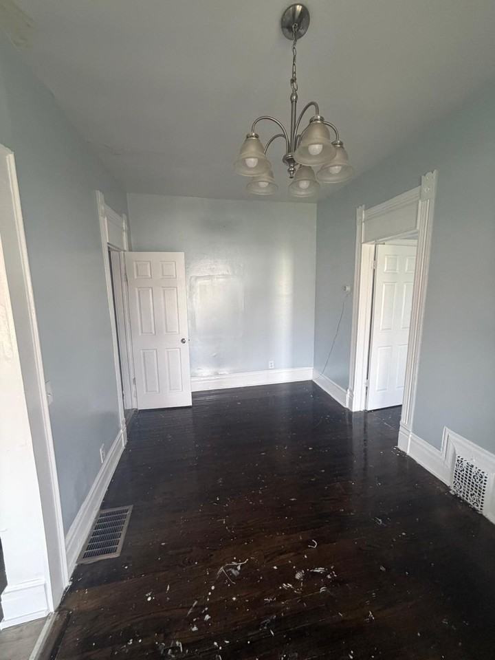 1509 N Salina St #1 - Photo 2 of 6