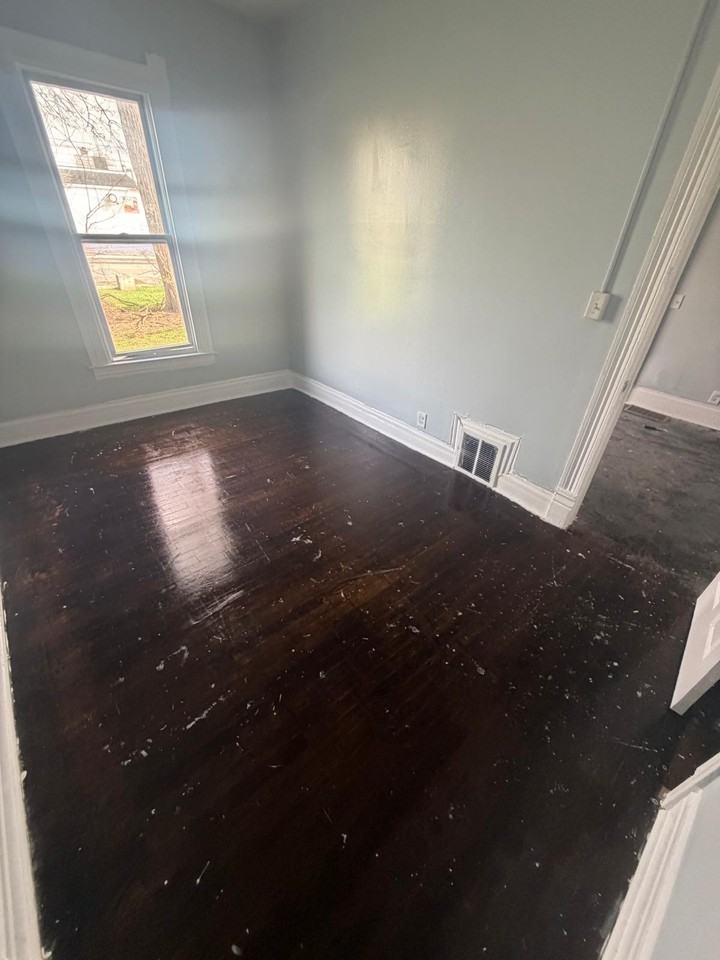 1509 N Salina St #1 - Photo 5 of 6