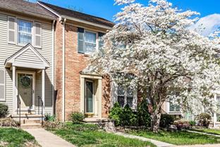 112 Wooden Carriage Dr - Photo 1 of 1