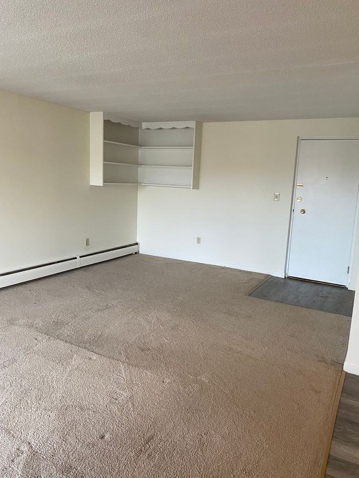 Residences at Riverside - Photo 3 of 8