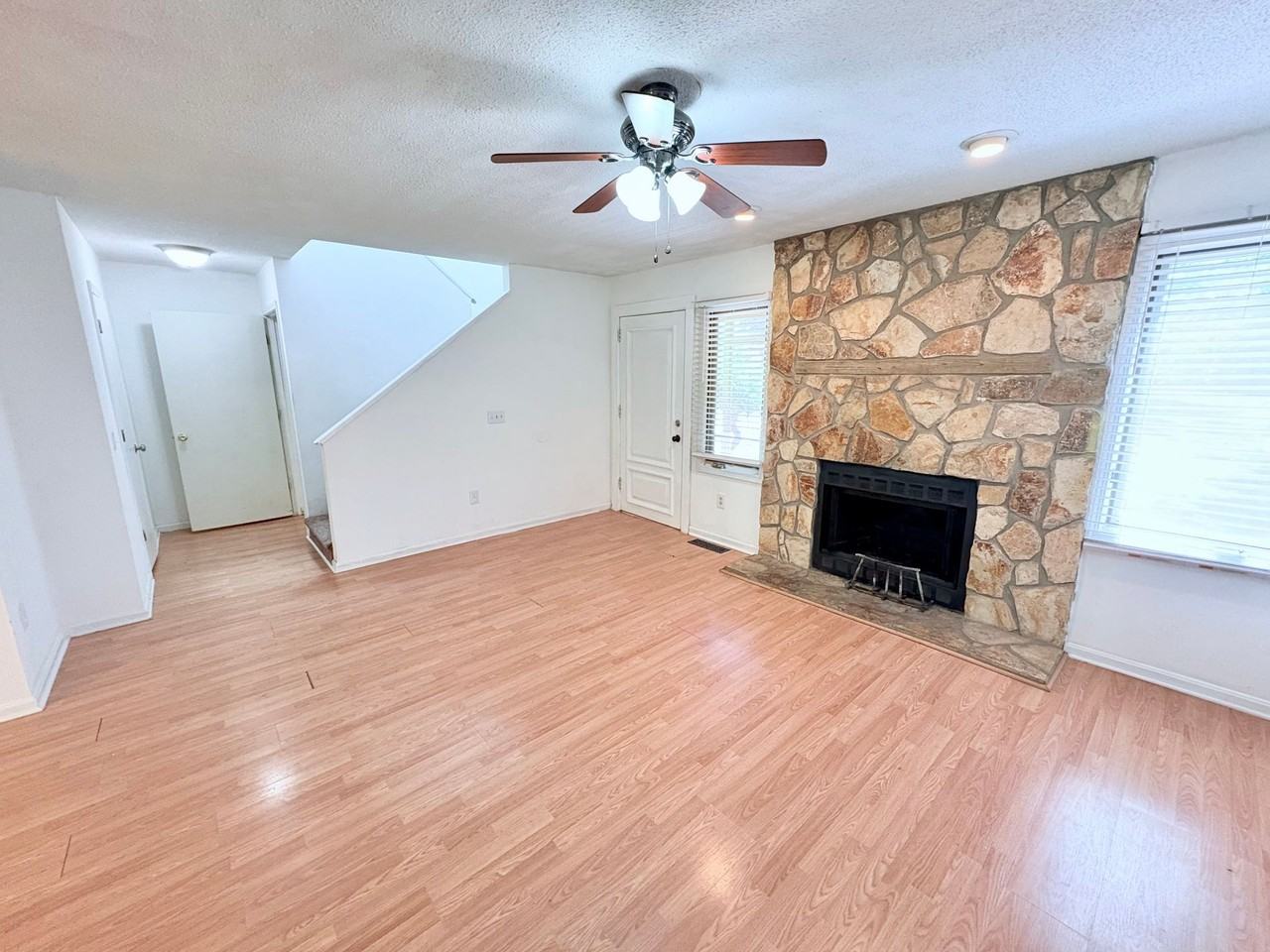 600 Anderson Hwy #611 - Photo 5 of 29