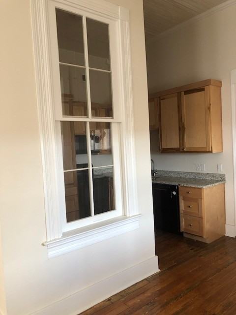 100 E 1st St #101 - Photo 2 of 7