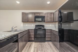 390 W Greenhurst Rd - Photo 1 of 1