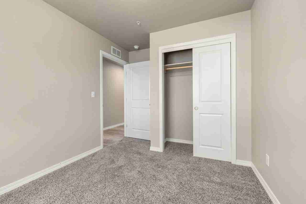 390 W Greenhurst Rd #390-13 - Photo 5 of 37