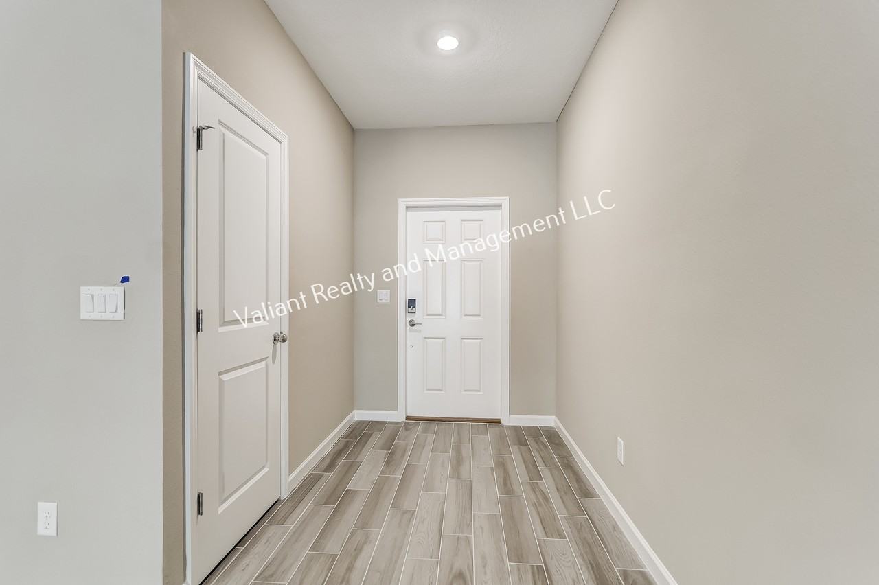 2607 Sandy Dune Dr #1 - Photo 6 of 37