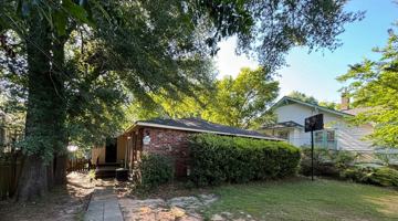 featured image of 1530 Whitney St