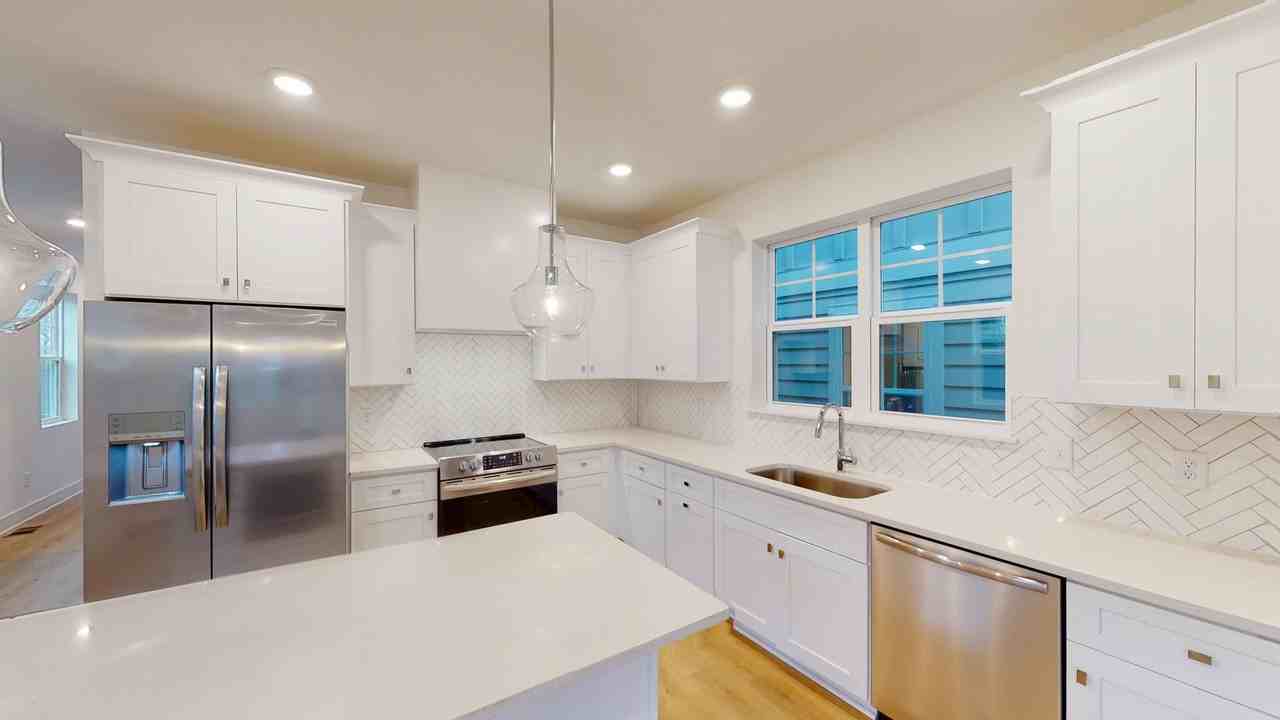 602 S 11th St #A - Photo 2 of 21