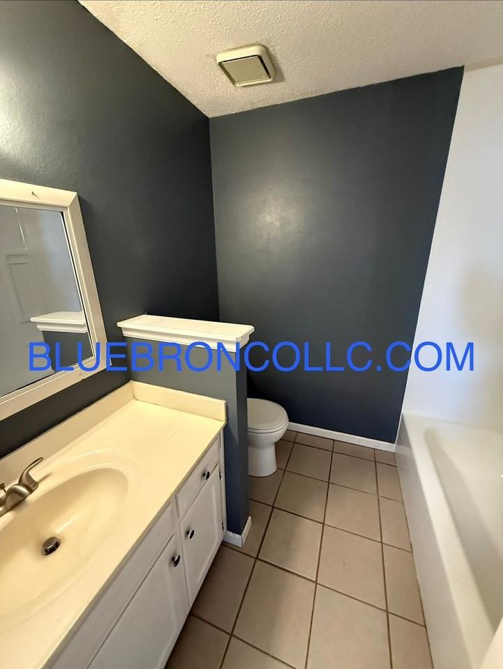 511 Sky Vue Dr - Photo 6 of 9