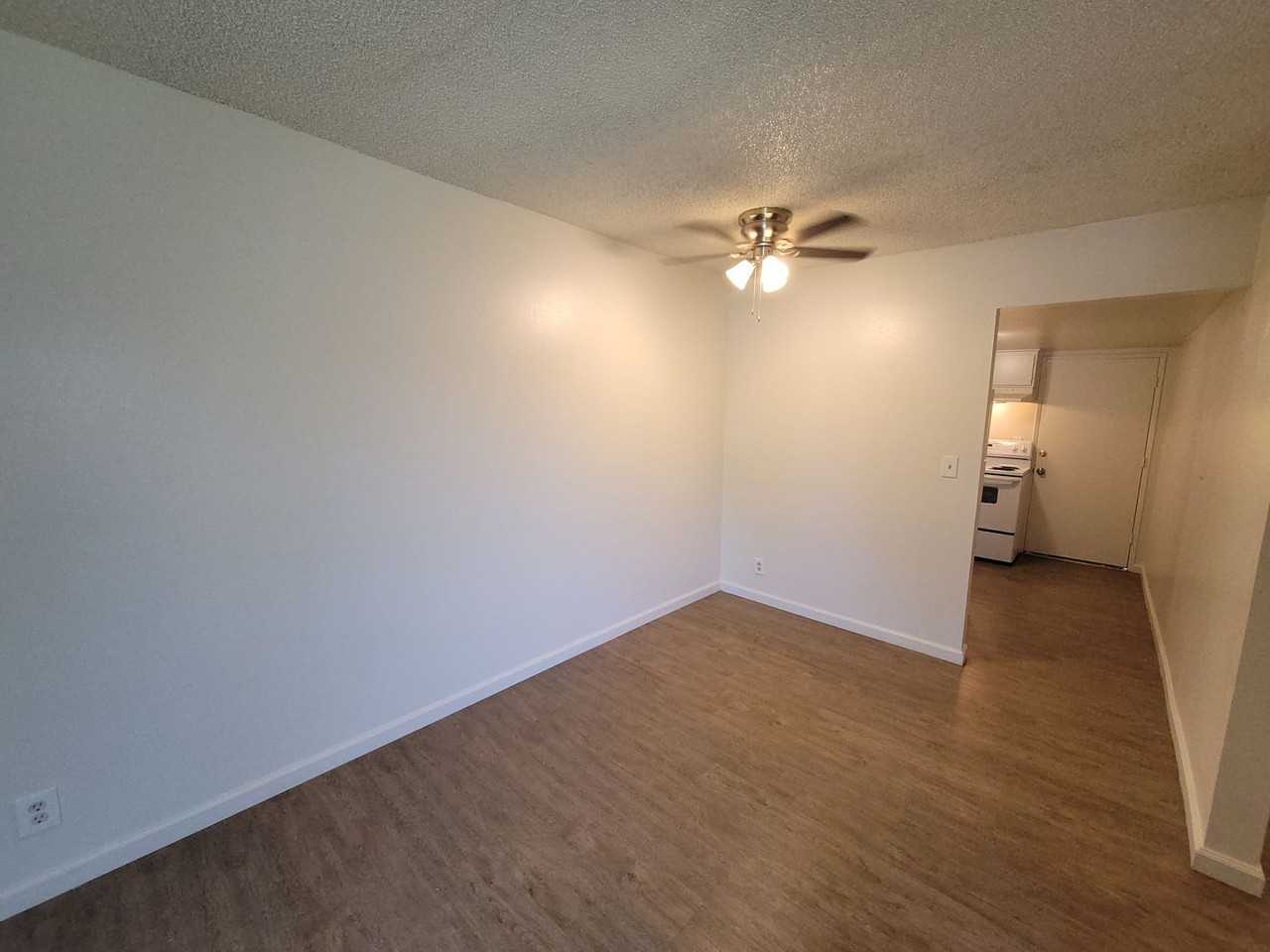 El Cortez - Photo 4 of 27