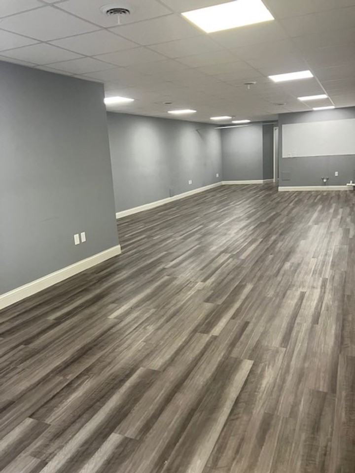 18 N Main St - Photo 4 of 14