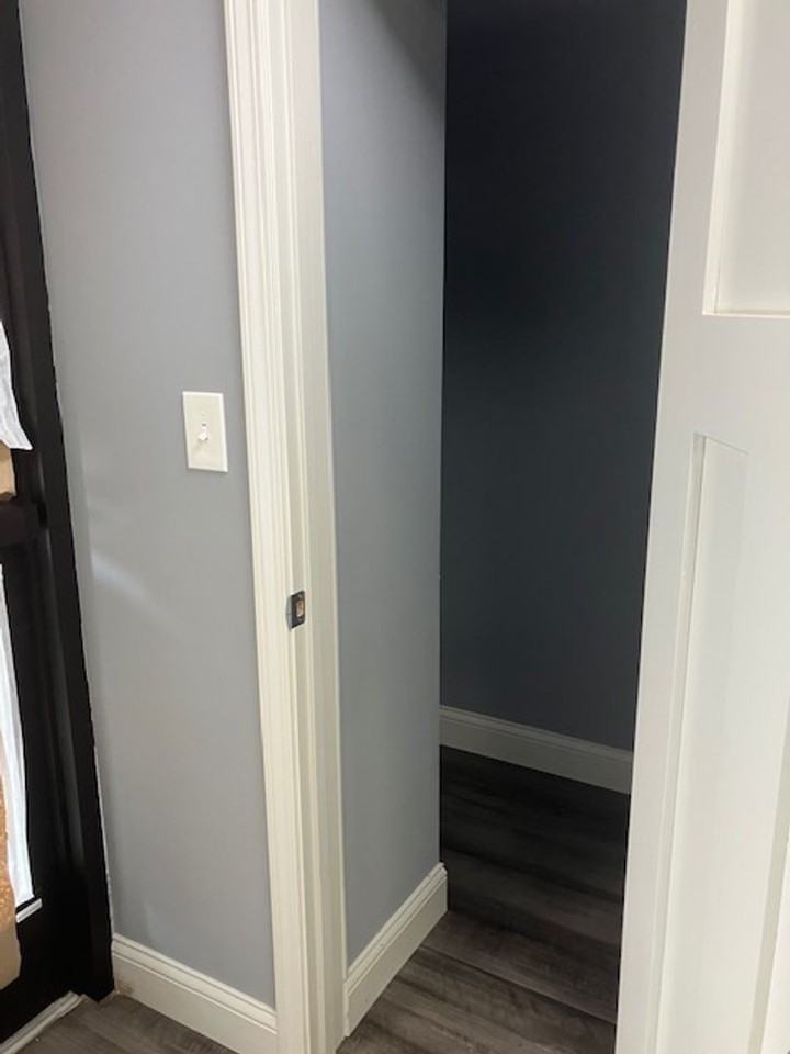 18 N Main St - Photo 5 of 14