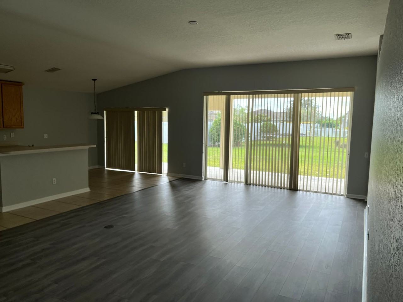 2253 Meadow Oak Cir - Photo 7 of 12