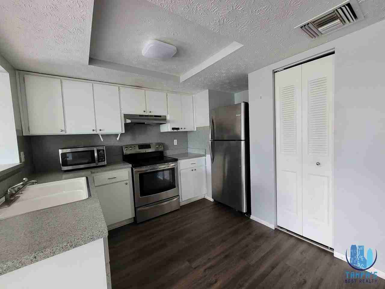 8650 Robilina Rd - Photo 7 of 25