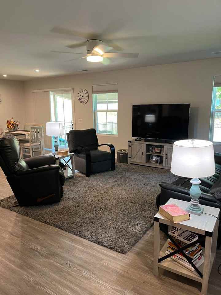 141 Park Dr - Photo 7 of 35