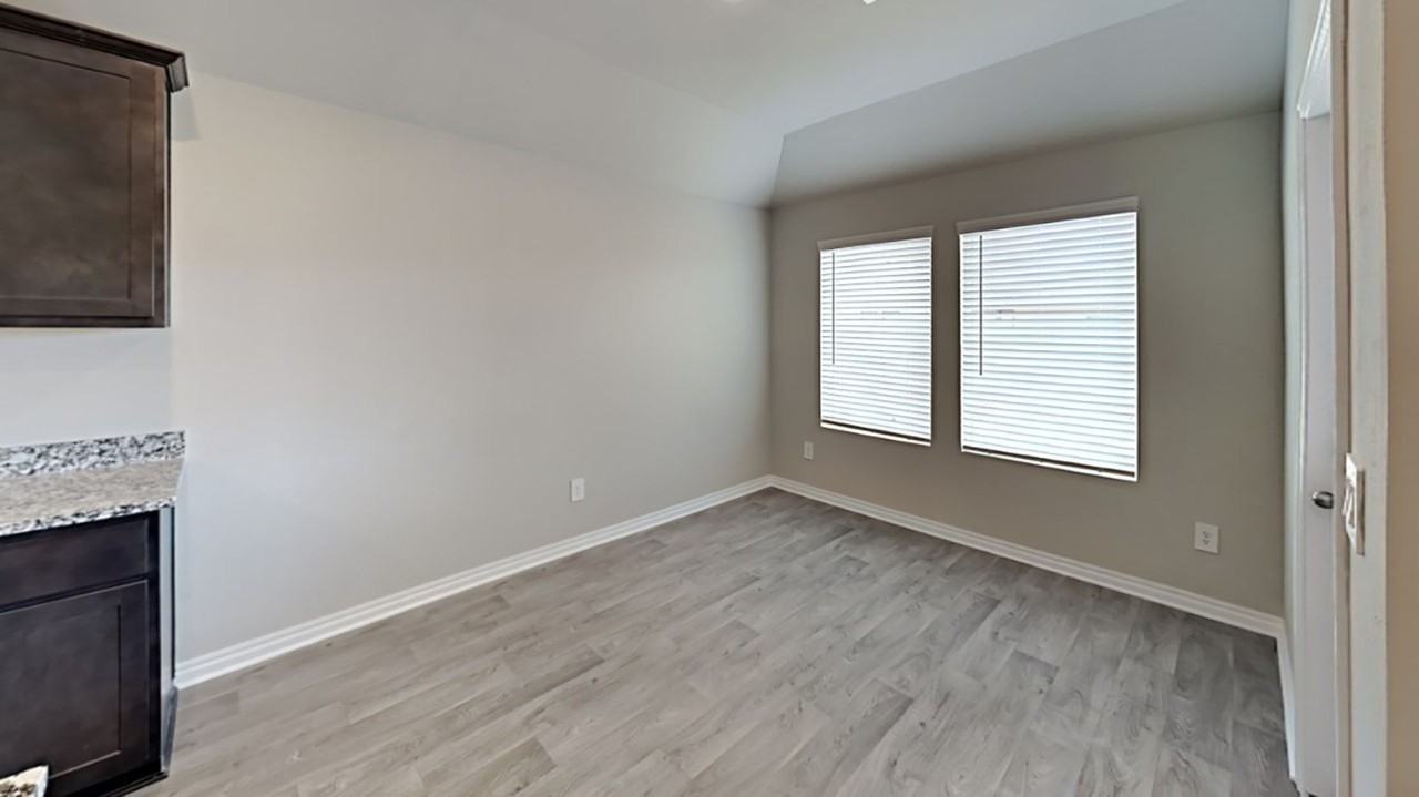 4304 Colt Dr - Photo 6 of 18