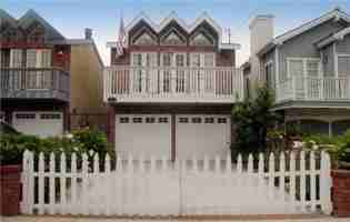 featured image of 1525 Carver St