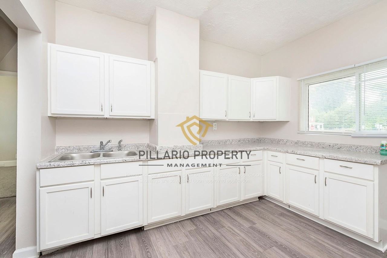 510 N Dearborn St - Photo 6 of 18