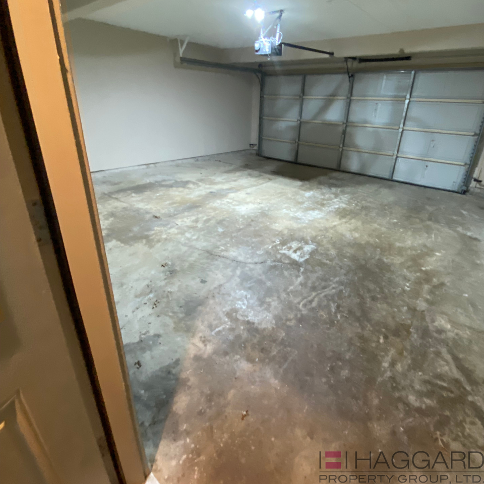 10151 Camelot Dr - Photo 4 of 18