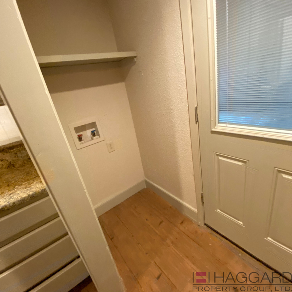 10151 Camelot Dr - Photo 5 of 18