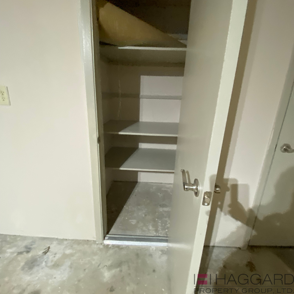 10151 Camelot Dr - Photo 6 of 18