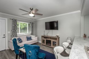 240 Irwin Pl - Photo 1 of 1