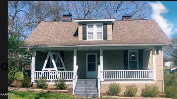 featured image of 1423 Monroe Ave