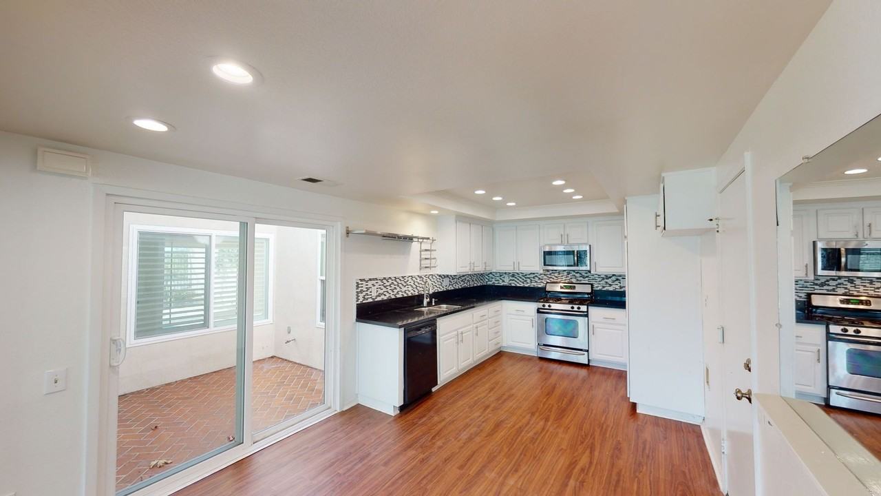 5524 Pablo Rd - Photo 4 of 16