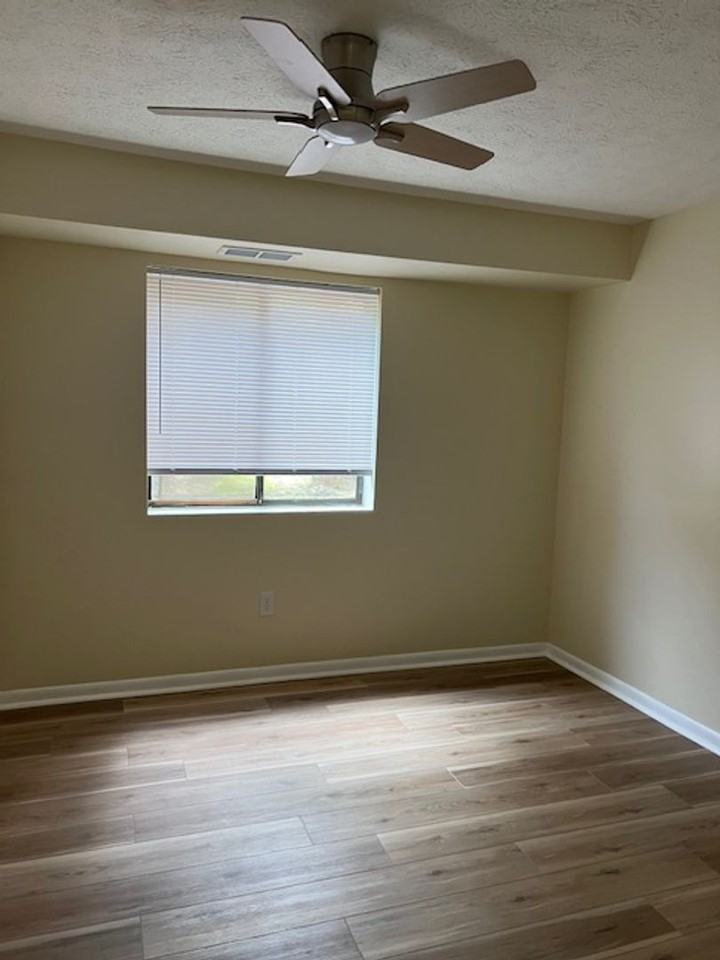 102 Turtle Creek Rd - Photo 6 of 17