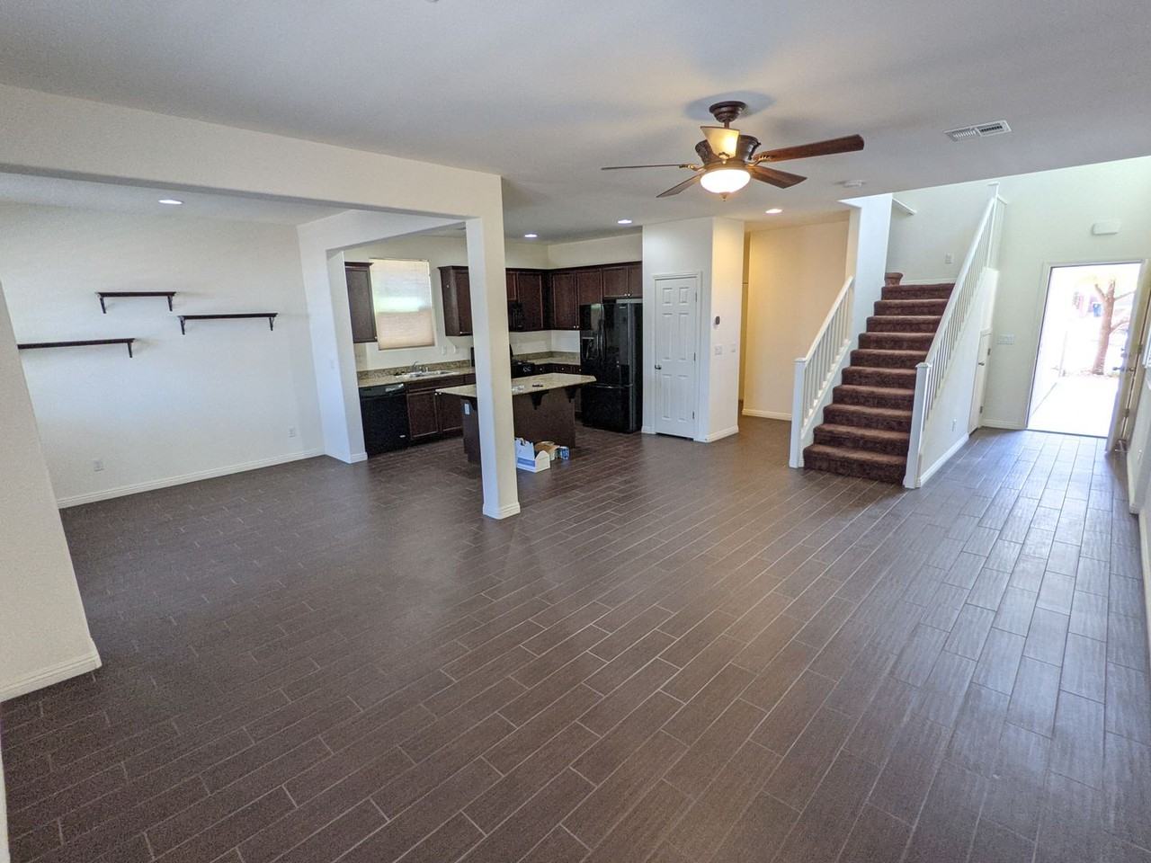 7660 Ashby Gate St - Photo 3 of 22