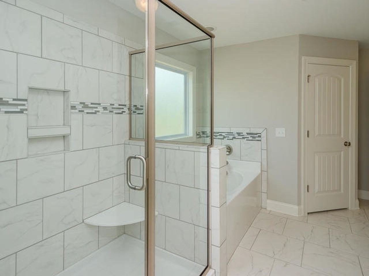 4547 Willie Daniel Dr - Photo 2 of 49
