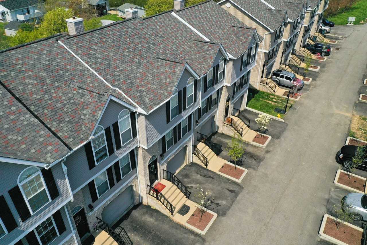 204 Katerina Dr - Photo 2 of 28