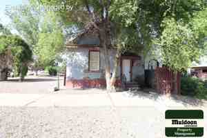 featured image of 904 E B St