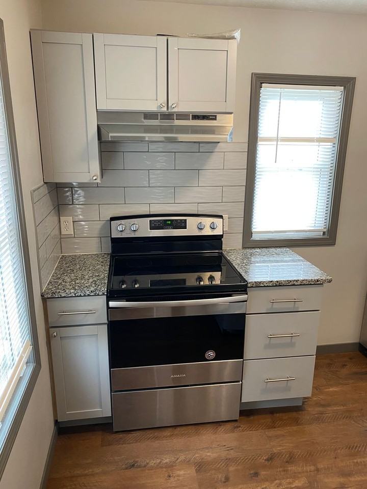 6625 Y St - Photo 3 of 18