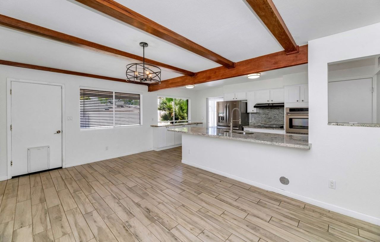 3904 E Sahuaro Dr - Photo 3 of 18