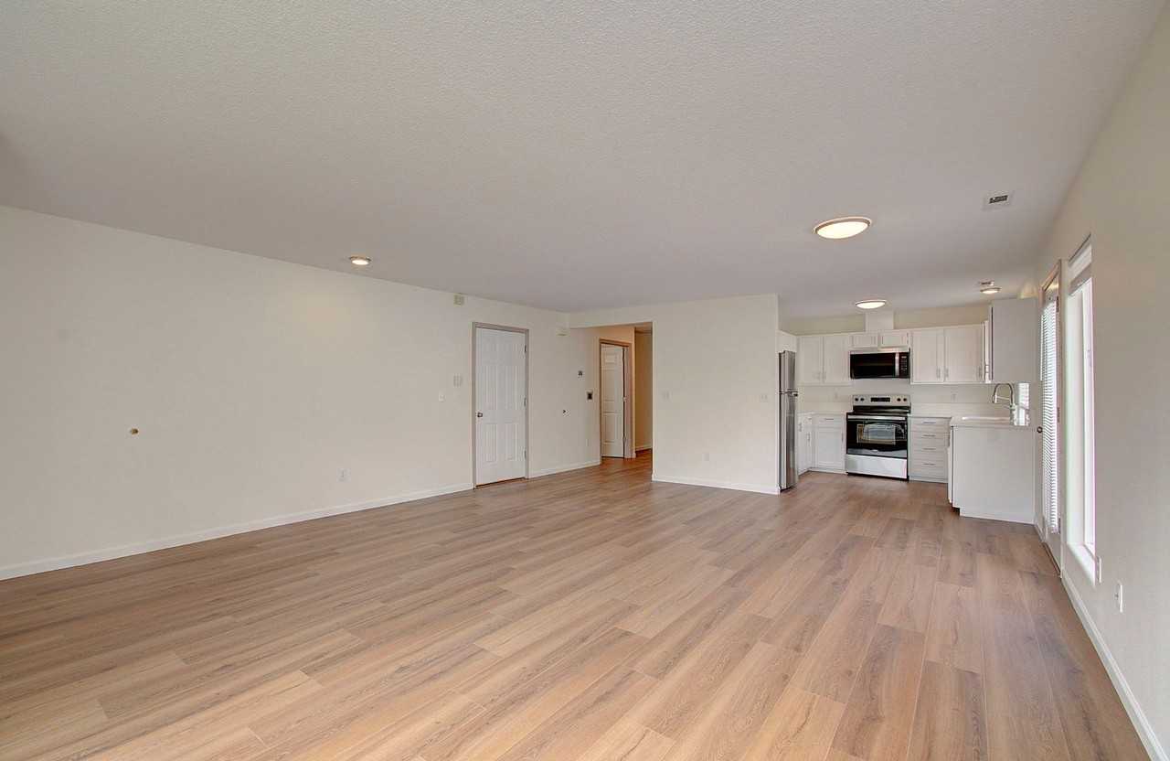 2610 Se 164th Ave #G12 - Photo 6 of 25