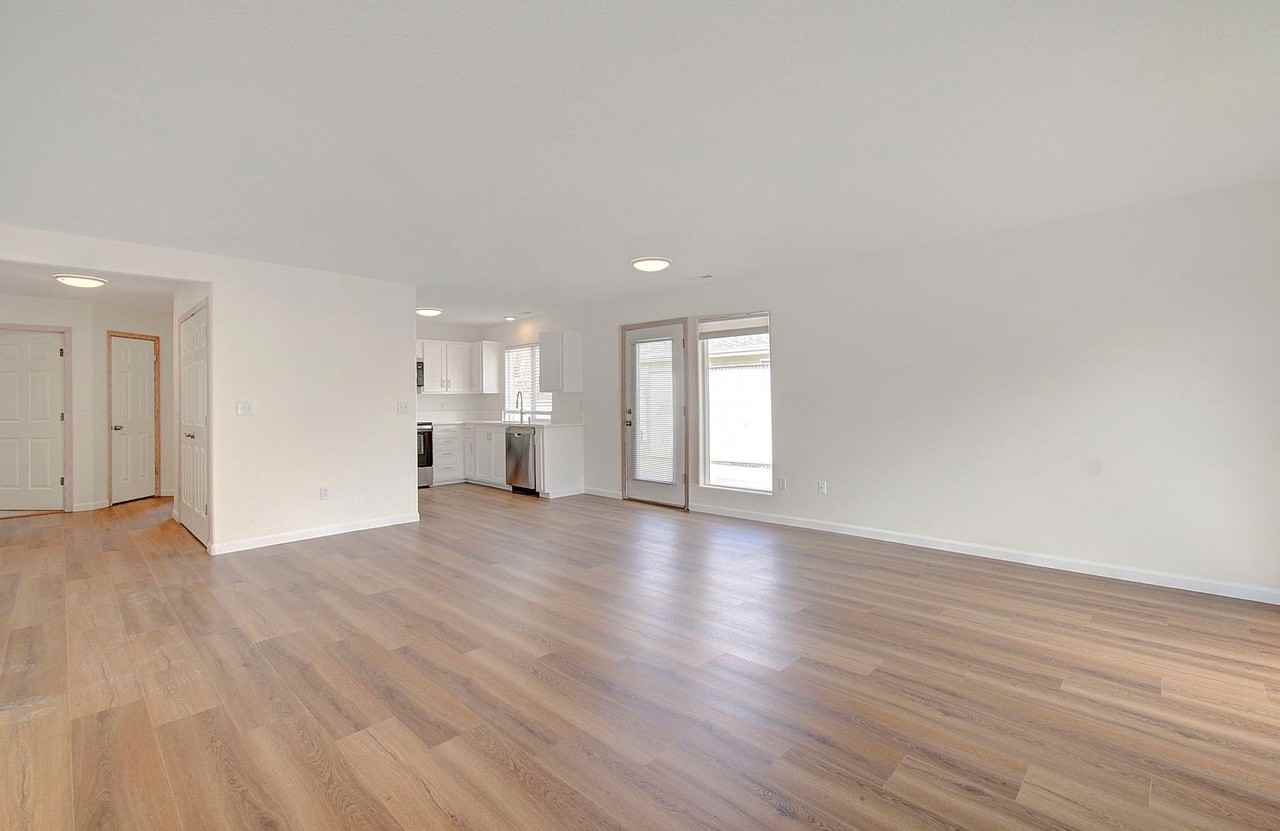 2610 Se 164th Ave #G12 - Photo 7 of 25