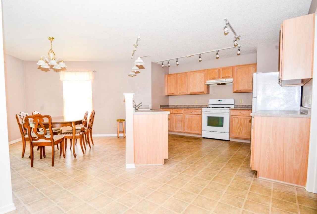 4182 Fletcher Dr - Photo 7 of 24