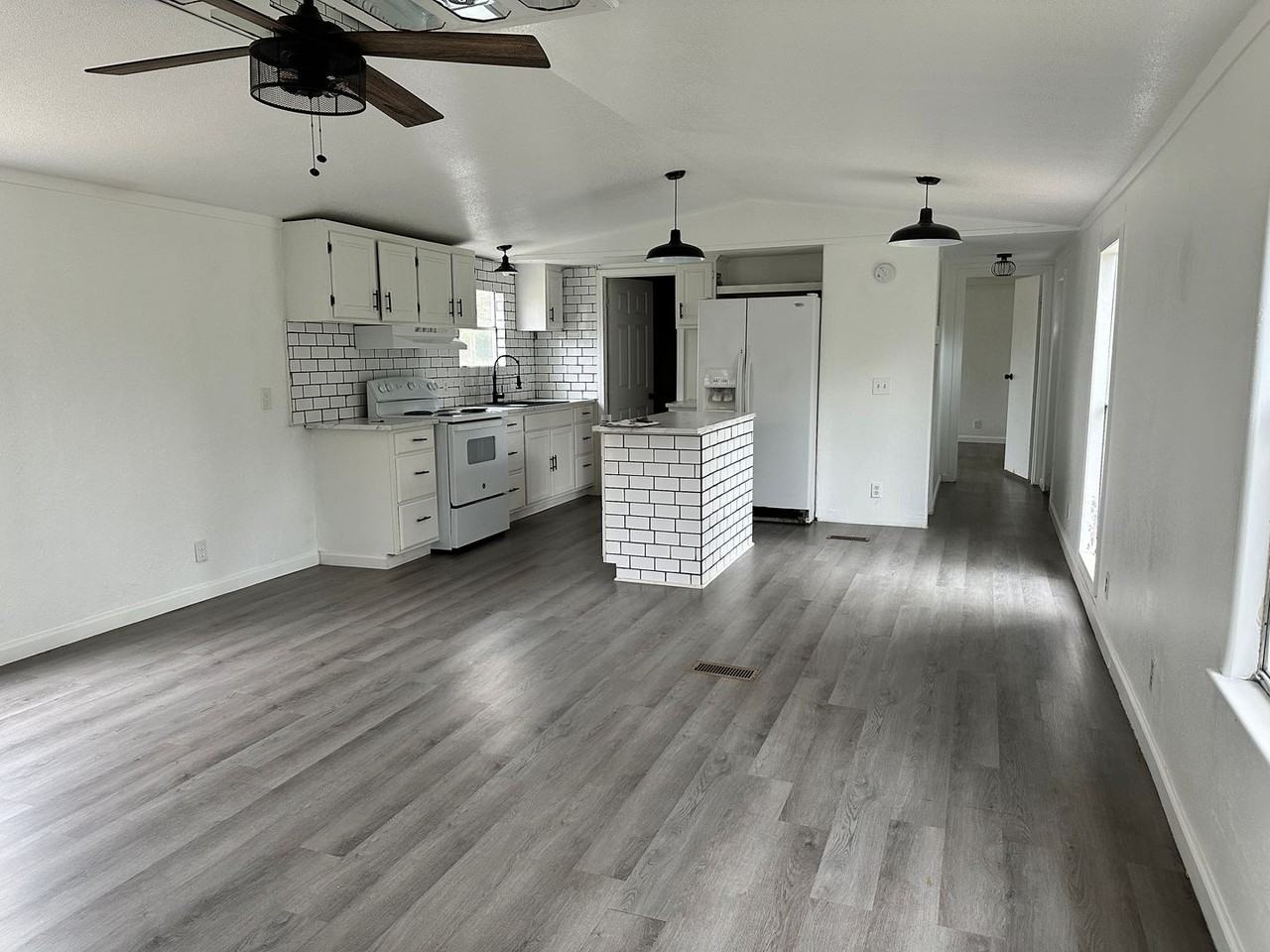 17756 Fm 1252 - Photo 3 of 14