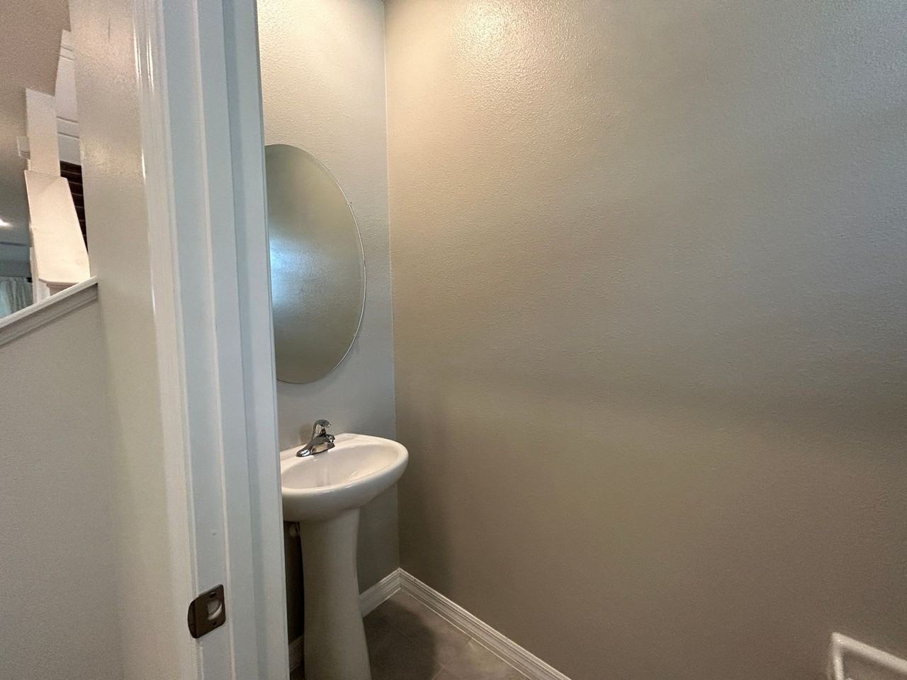 2946 Suncoast Plains Dr - Photo 6 of 28