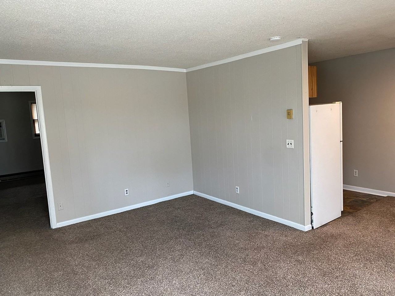 134 Cedar Point Rd - Photo 3 of 4