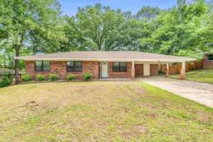 featured image of 2507 Buckner Ave