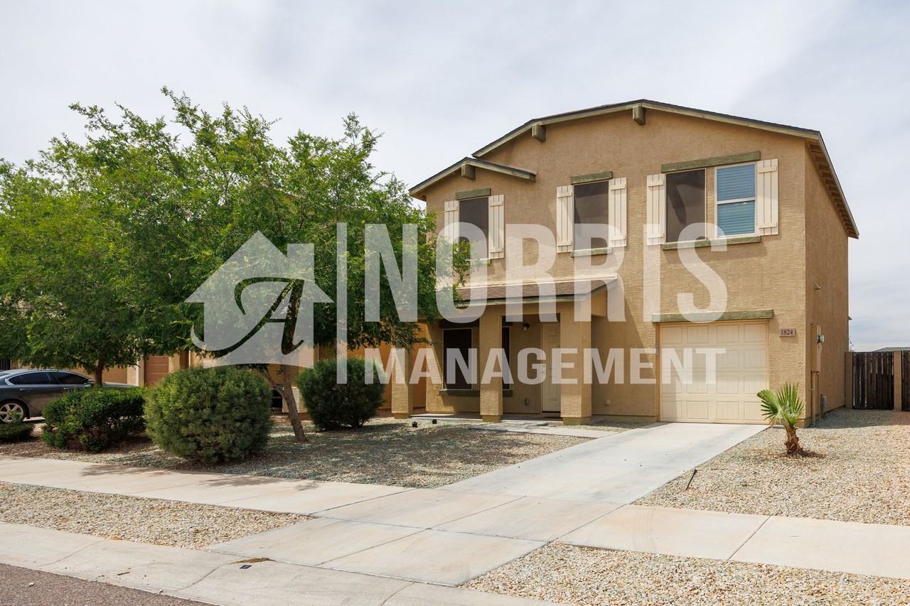 1824 S Wooten St - Photo 3 of 47