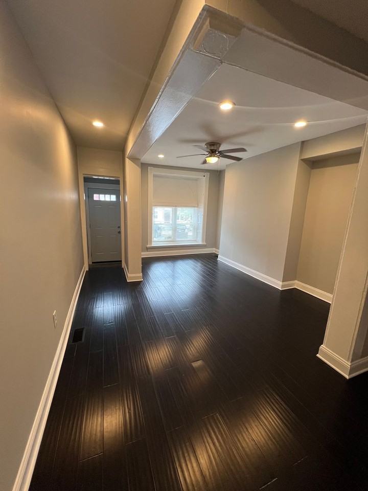 1812 Rutland Ave - Photo 2 of 23