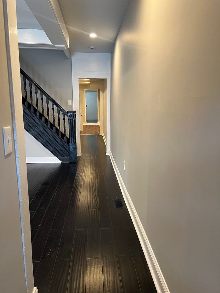 1812 Rutland Ave - Photo 3 of 23