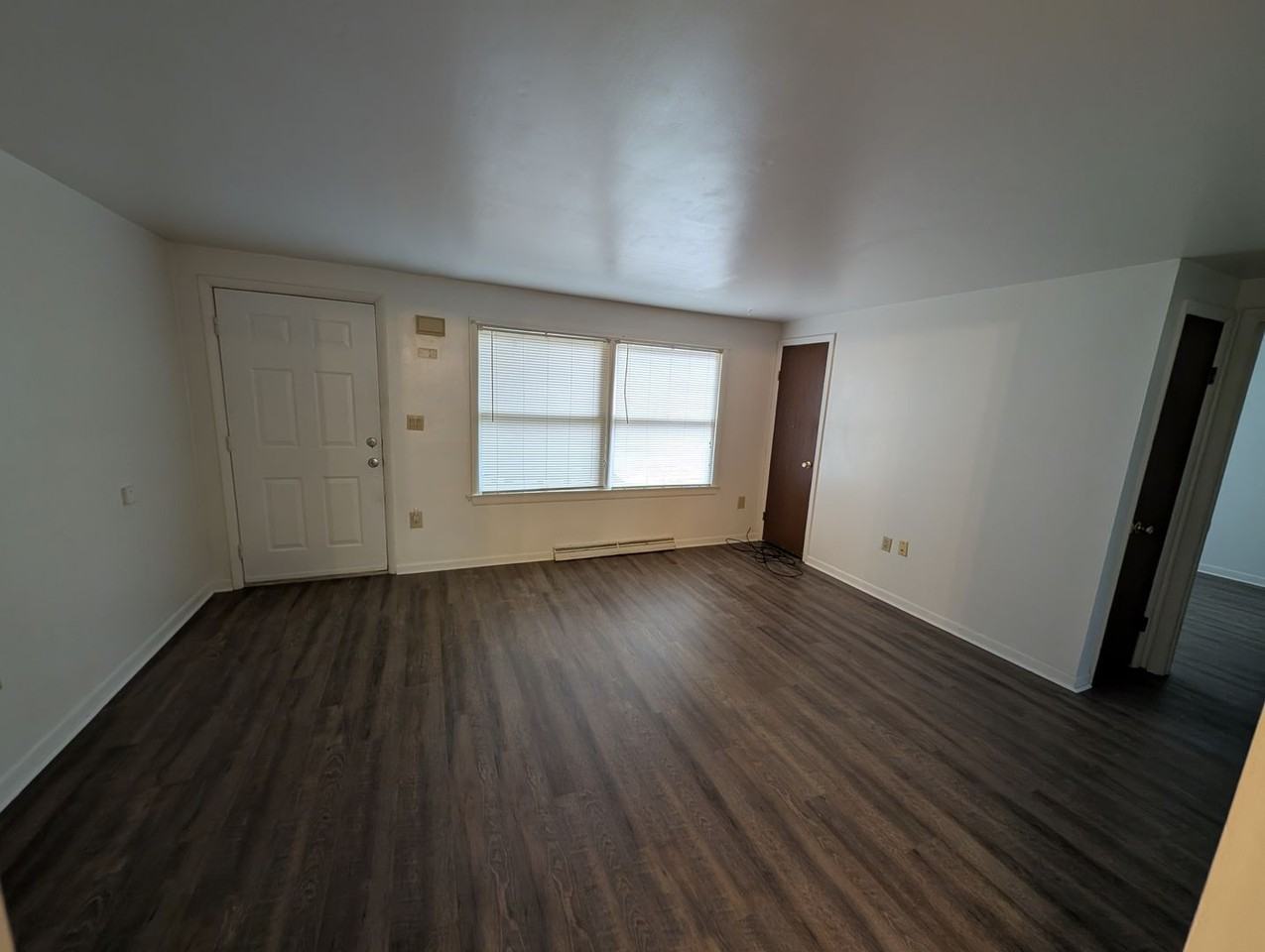 2108 2108 - 2110 Hollingsworth Street - Photo 2 of 11