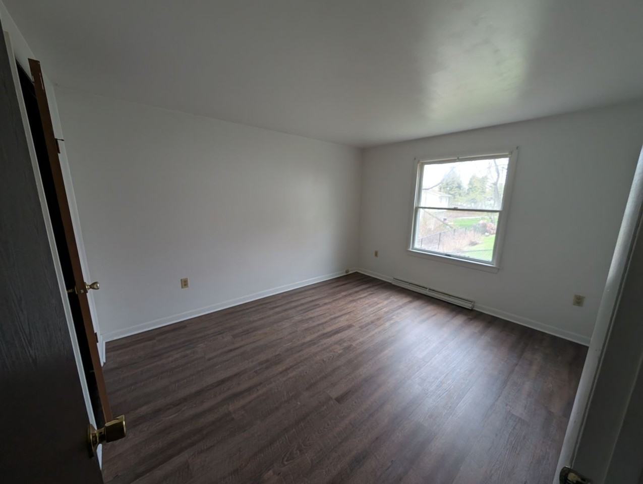 2108 2108 - 2110 Hollingsworth Street - Photo 7 of 11