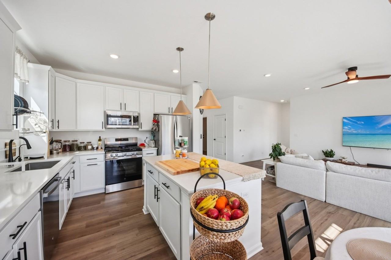 714 Alberta Ave - Photo 5 of 29